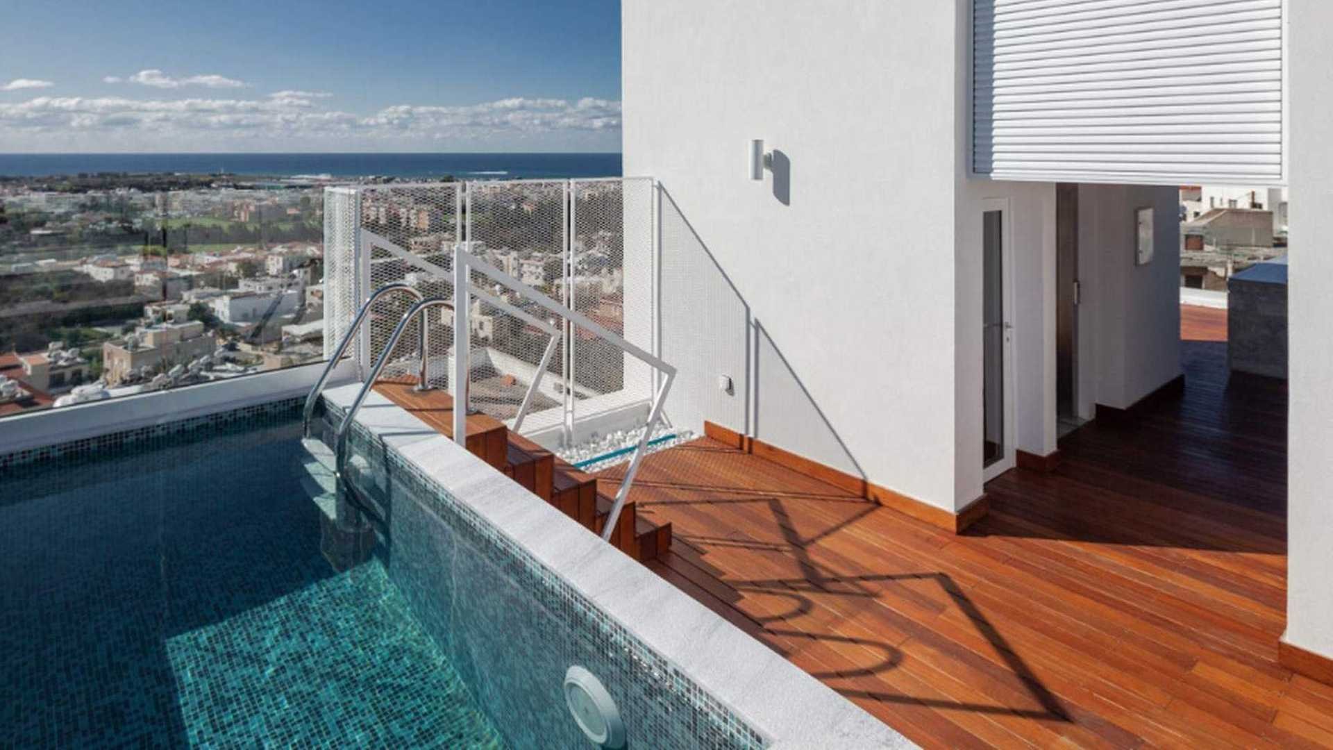 Pafos City Villa en Paphos, Chipre No. 50791