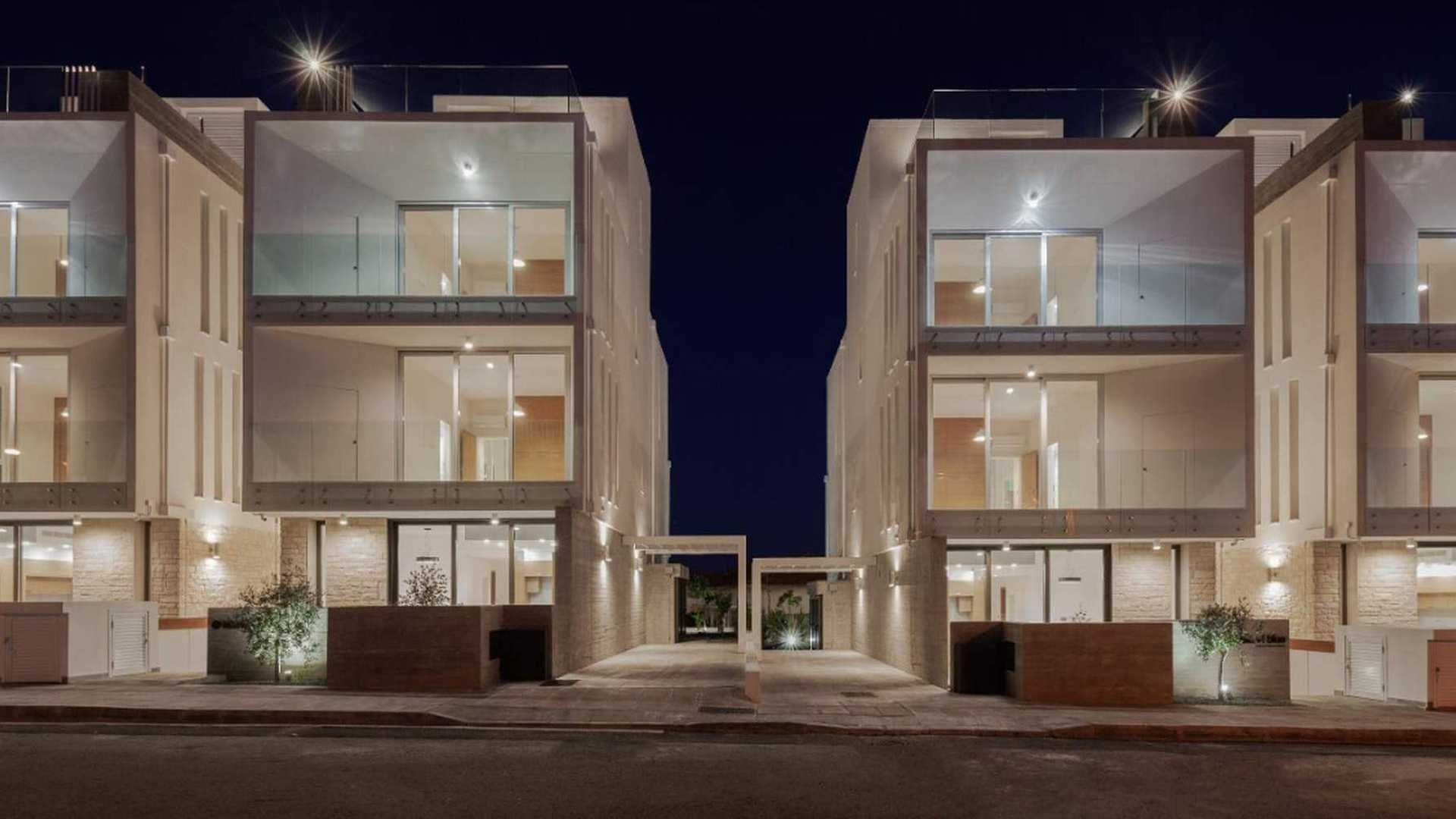 Pafos City Villa en Paphos, Chipre No. 50791