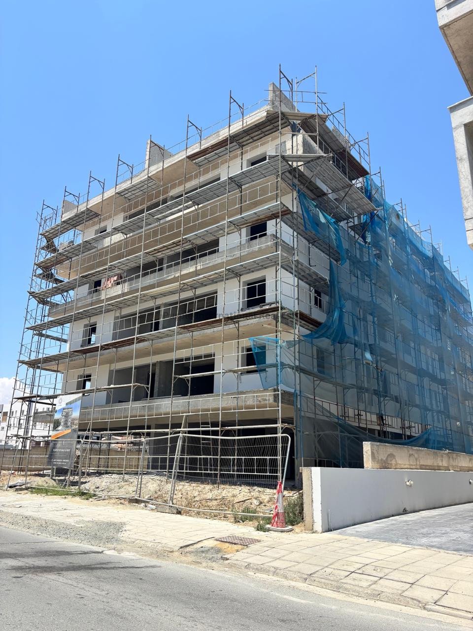 2 dormitorios Apartamento en Larnaka, Chipre No. 50786