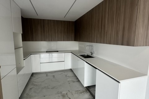 2 bedrooms Apartment in Agios Athanasios, Limassol,  No. 40129 3