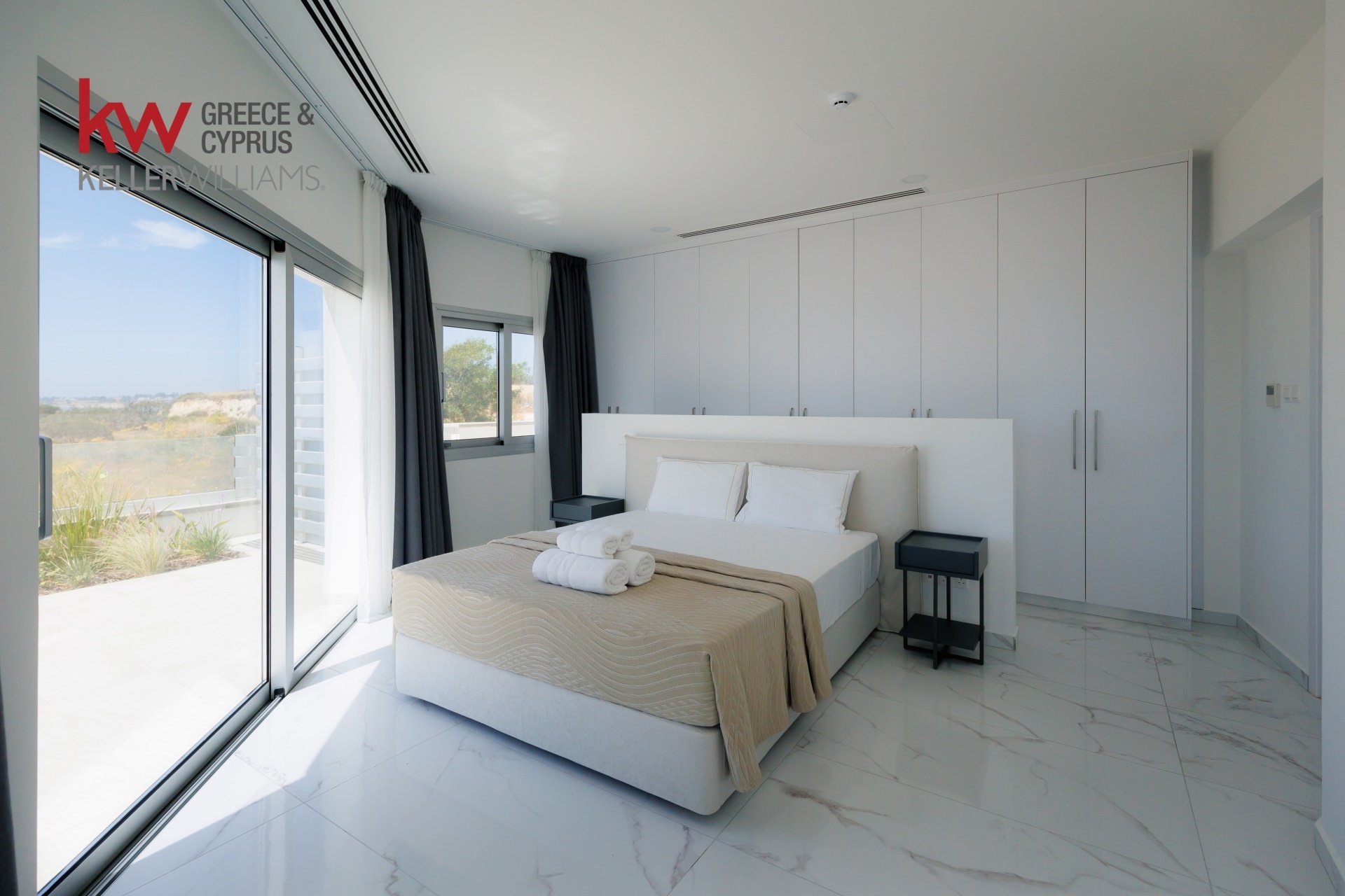 5 dormitorios Villa en Agios Theodoros, Larnaka, Chipre No. 40130