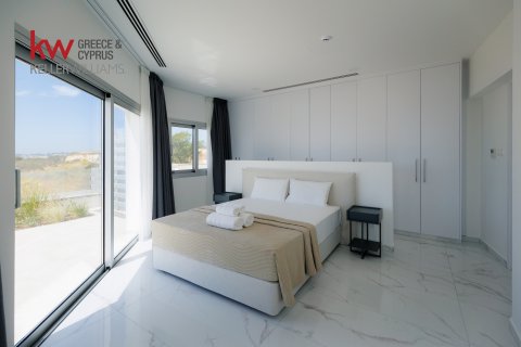 5 bedrooms Villa in Agios Theodoros, Larnaka,  No. 40130 9