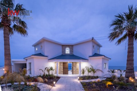 5 bedrooms Villa in Agios Theodoros, Larnaka,  No. 40130 2