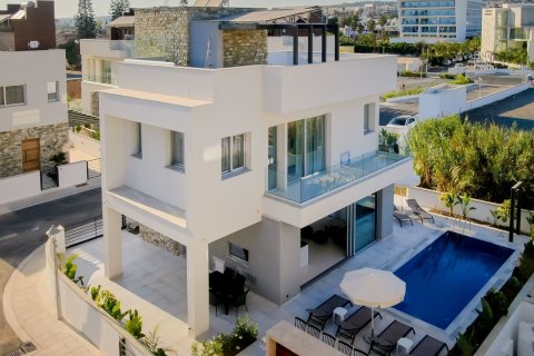 4 bedrooms Villa in Ayia Napa, Ammochostos,  No. 42830 14