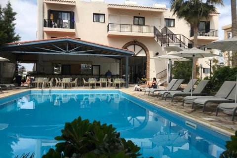 2500m2 Hotel in Paphos,  No. 37764 4