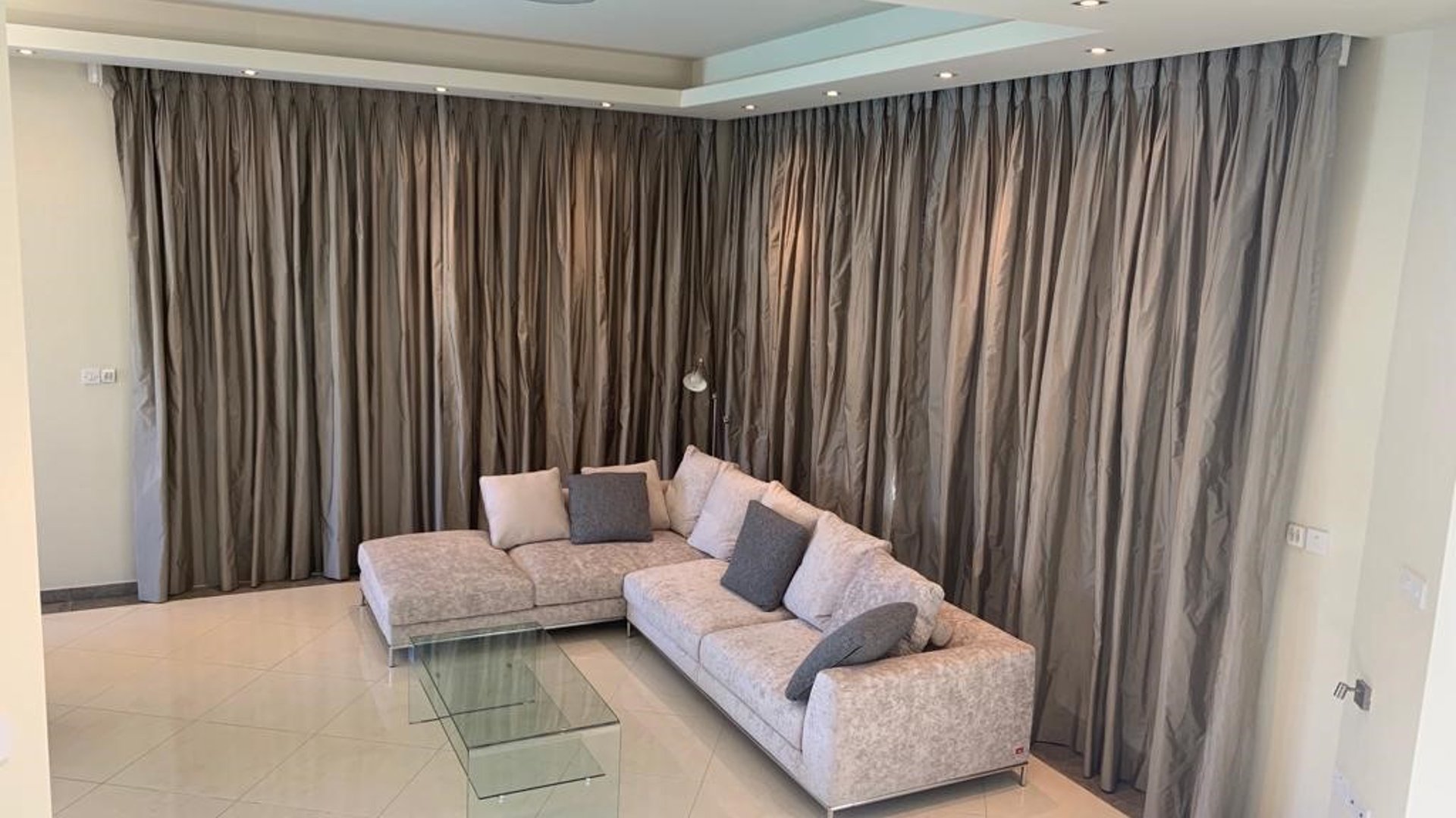 5 bedrooms Villa in Agios Tychonas, Limassol, Cyprus No. 26492