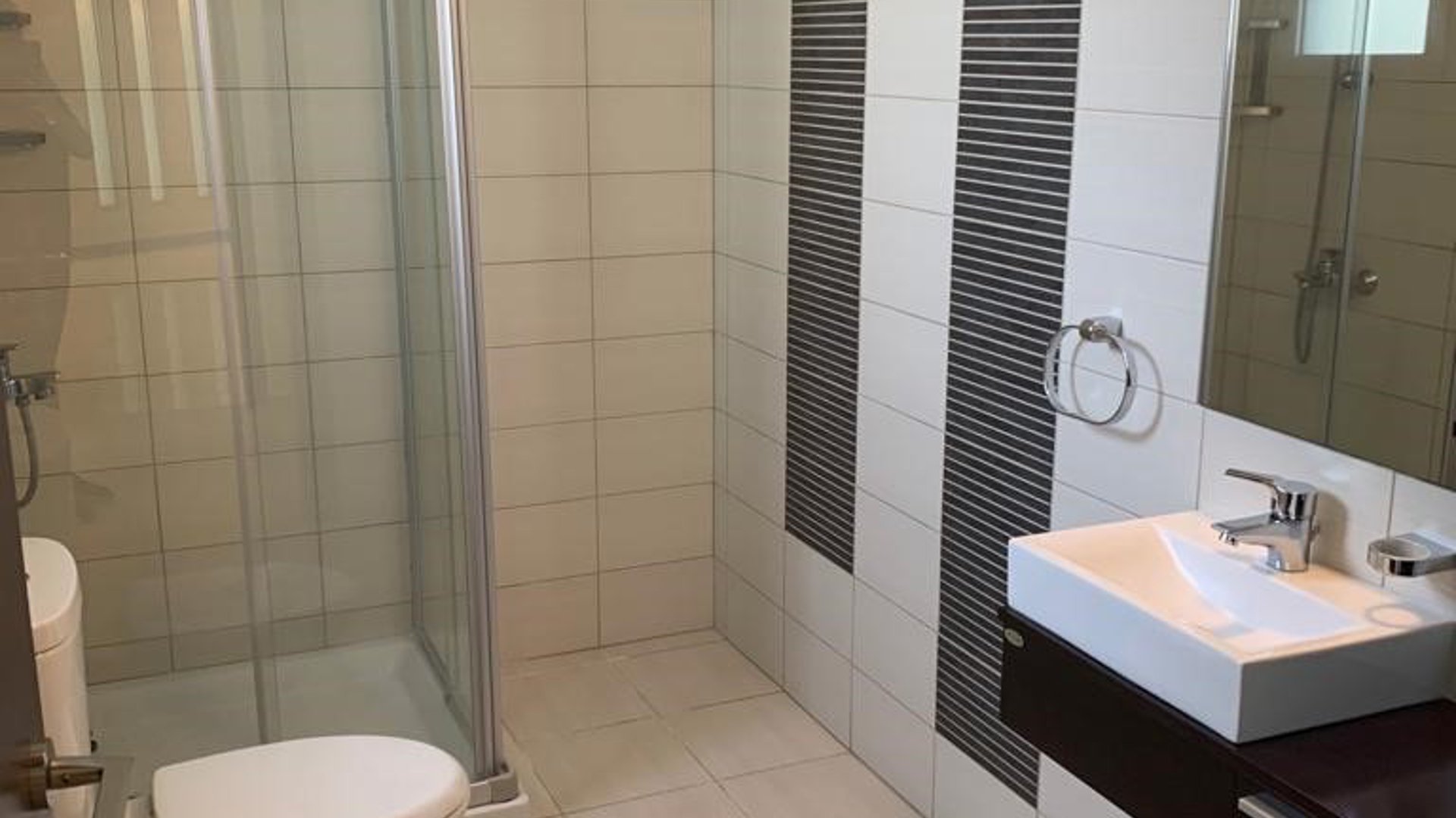 5 bedrooms Villa in Agios Tychonas, Limassol, Cyprus No. 26492