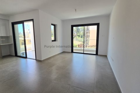 2 bedrooms Apartment in Larnaca, Larnaka,  No. 51855 17