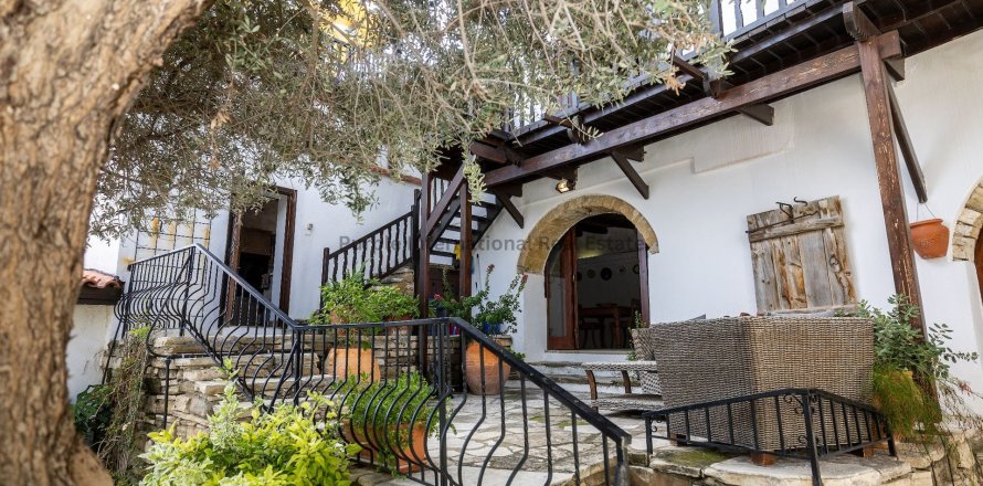 3 bedrooms Villa in Maroni, Larnaka,  No. 36748