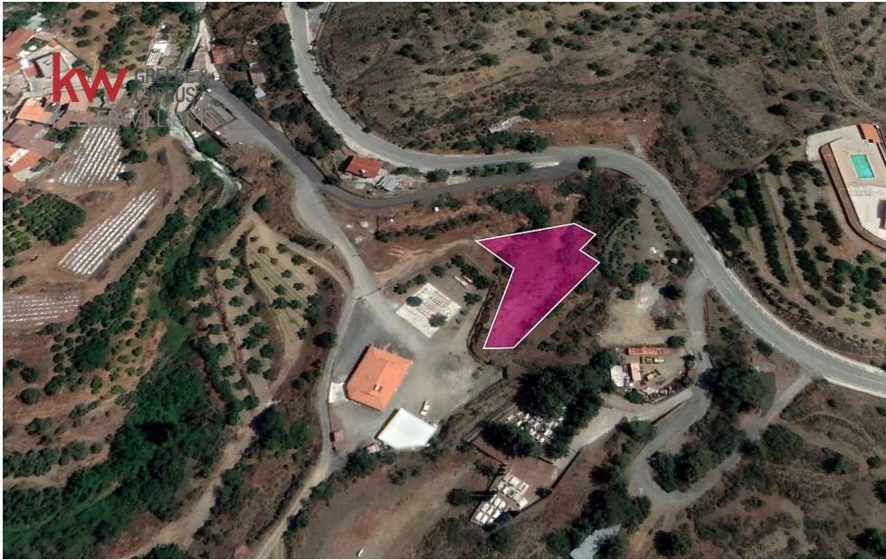 1143m2 Terrain à Agioi Vavatsinias, Larnaka, Chypre No. 56762