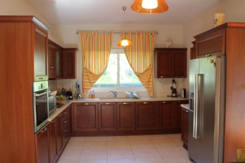 Вилла с 3 спальнями в Лимассол, Лимасол,  № 38497 4