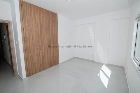 2 bedrooms Apartment in Larnaca, Larnaka, Cyprus No. 37633 12