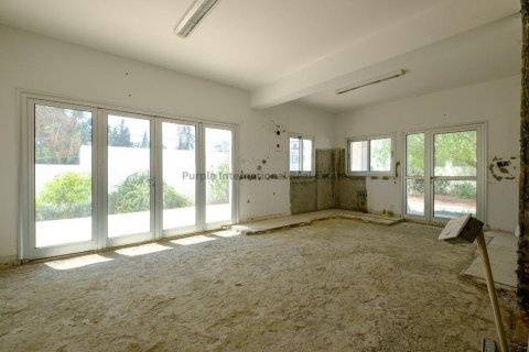 4 bedrooms Villa in Larnaka, Cyprus No. 37632 20