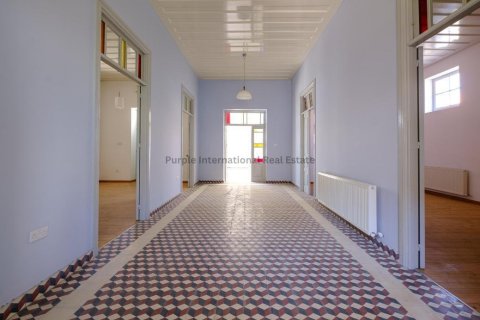 4 bedrooms Villa in Larnaka, Cyprus No. 37632 11