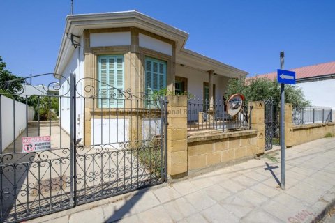 4 bedrooms Villa in Larnaka, Cyprus No. 37632 19