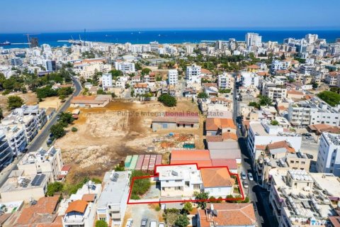 4 bedrooms Villa in Larnaka, Cyprus No. 37632 15