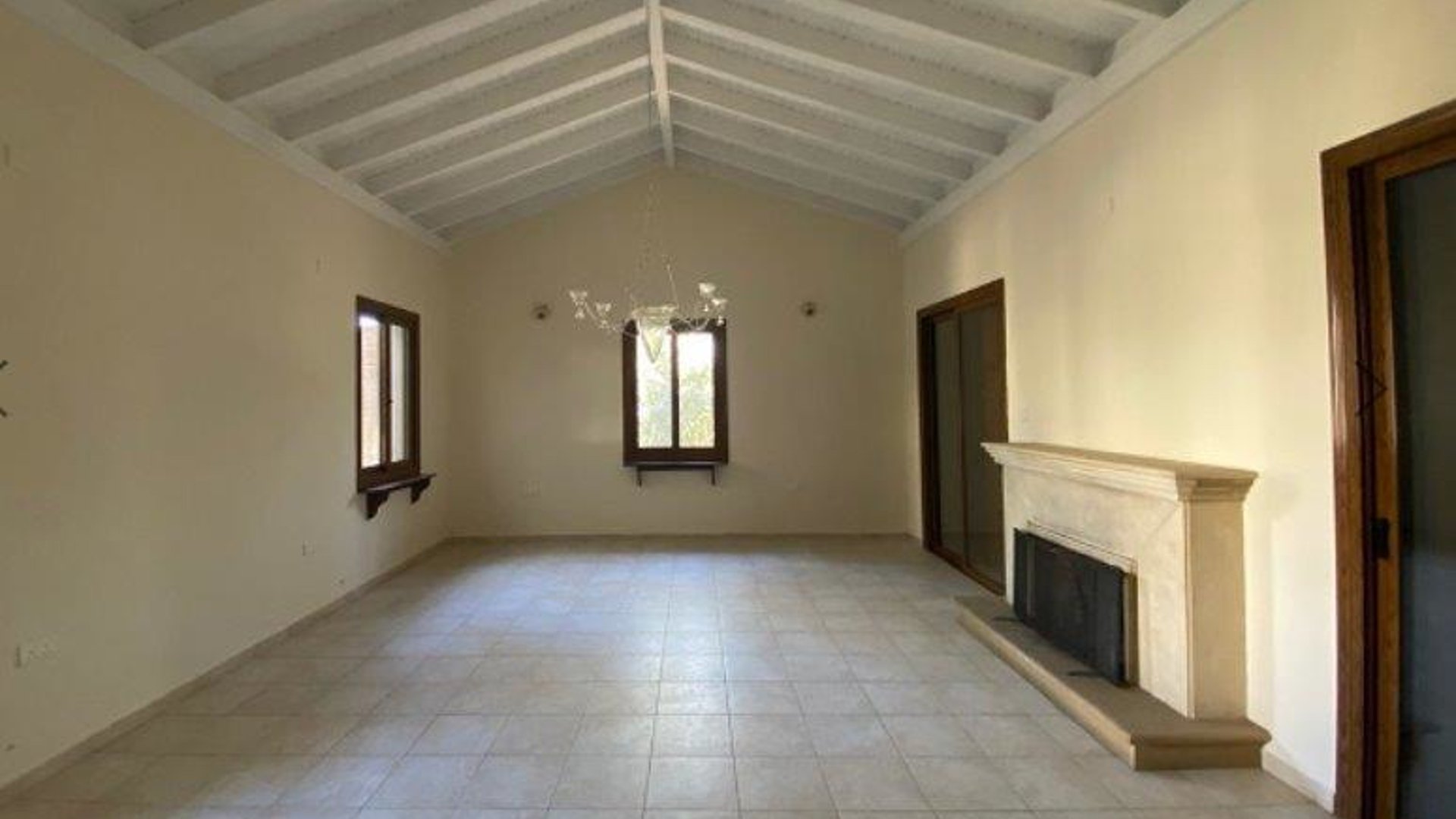 5 bedrooms Villa in Konia, Paphos, Cyprus No. 28437