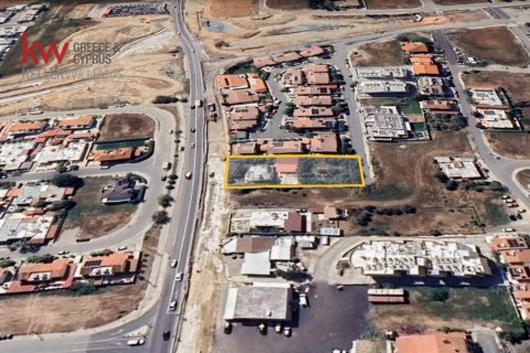 Земельный участок 1440м2 в Строволос, Никосия, № 39816 2