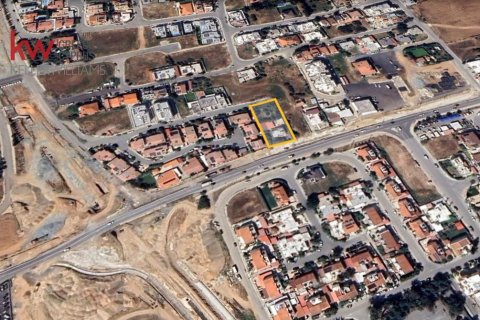 Земельный участок 1440м2 в Строволос, Никосия, № 39816 3