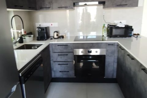 4 chambres Appartement à Larnaca, Larnaka,  No. 39821 3