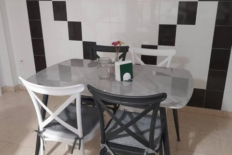 3 bedrooms Townhouse in Larnaca, Larnaka,  No. 39817 8