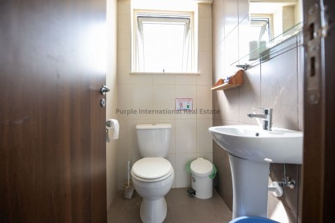 Квартира с 2 спальнями в Паралимни, Аммохостос, Кипр № 37487 12