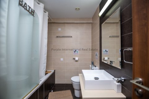 Квартира с 2 спальнями в Паралимни, Аммохостос, Кипр № 37488 9