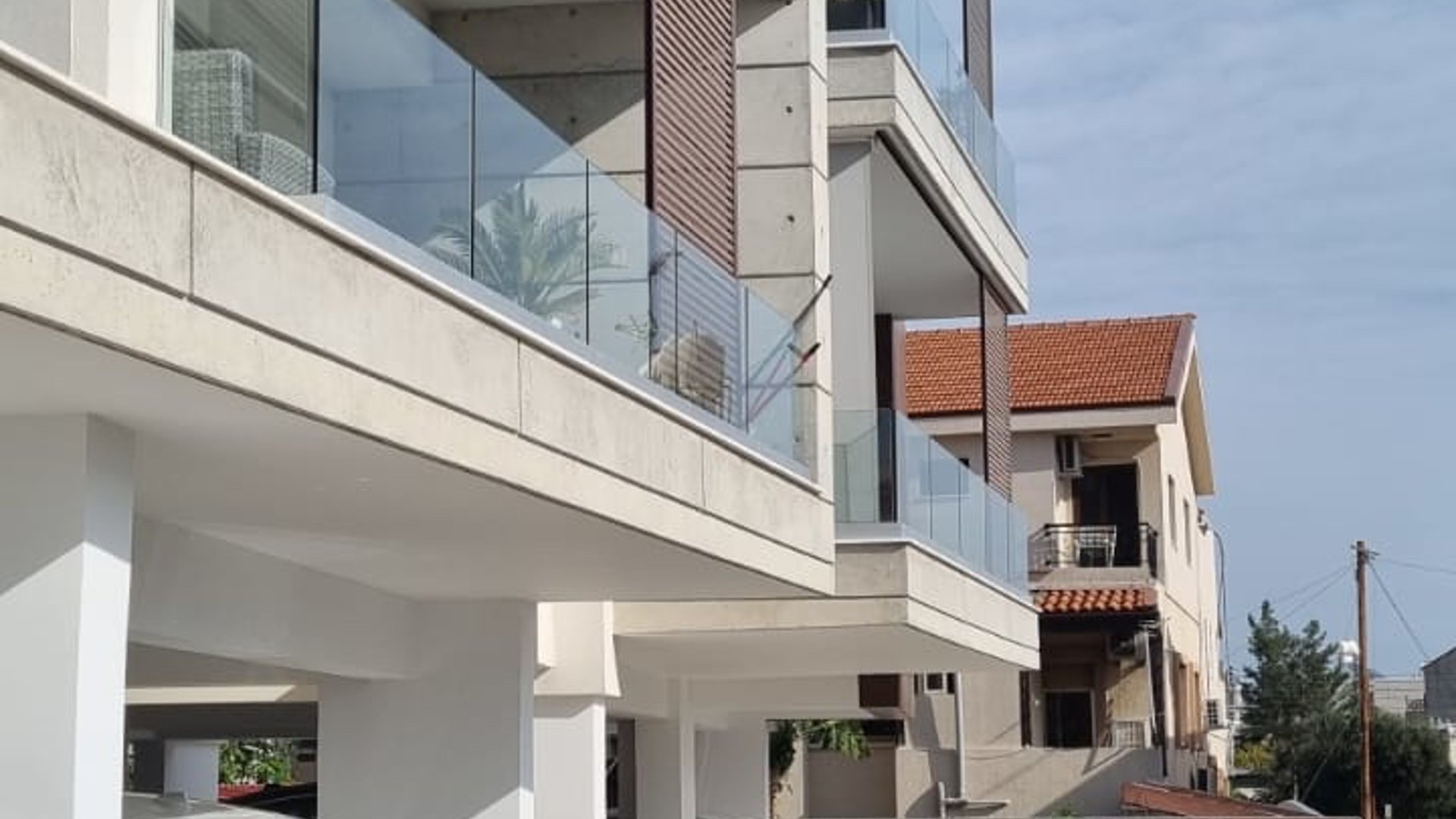 2 bedrooms Apartment in Mesa Geitonia, Limassol, Cyprus No. 28317