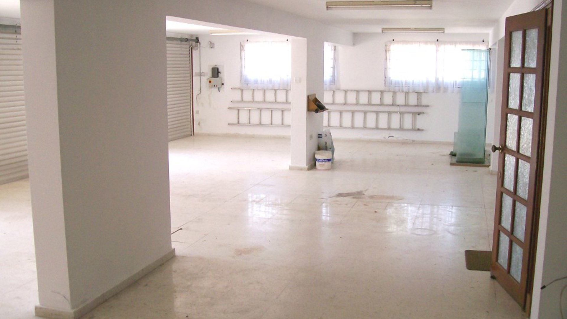 5 bedrooms Villa in Tala, Paphos, Cyprus No. 25858