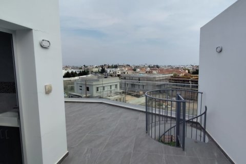 2 bedrooms Apartment in Larnaka,  No. 40616 10