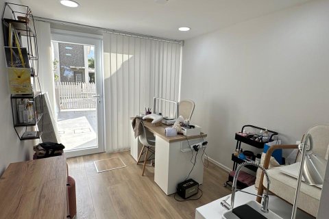 4 bedrooms Townhouse in Larnaka,  No. 51836 27