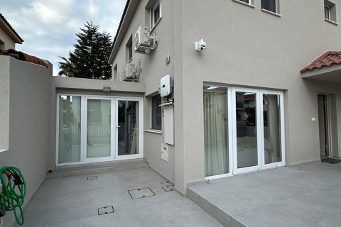 4 bedrooms Townhouse in Larnaka,  No. 51836 3