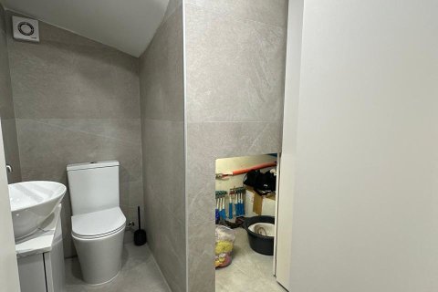 4 bedrooms Townhouse in Larnaka,  No. 51836 26