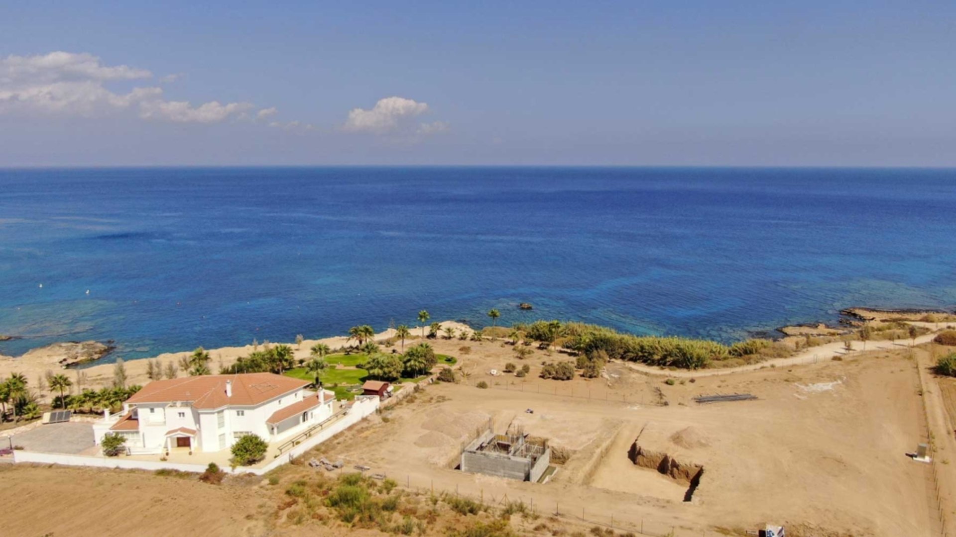 5 bedrooms Villa in Paralimni, Ammochostos, Cyprus No. 26325