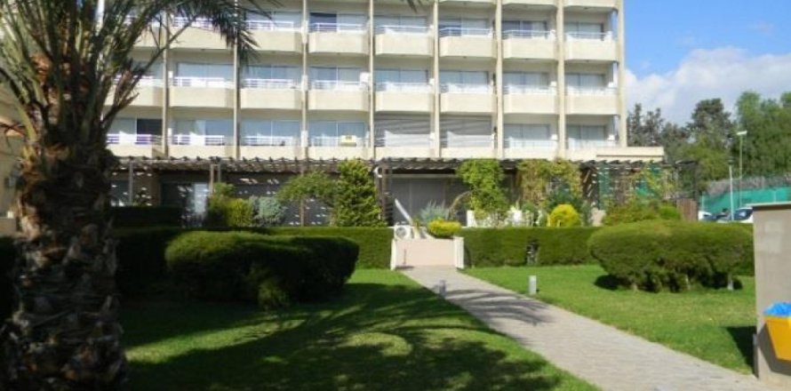 Квартира с 2 спальнями в Лимассол, Лимасол,  № 38324