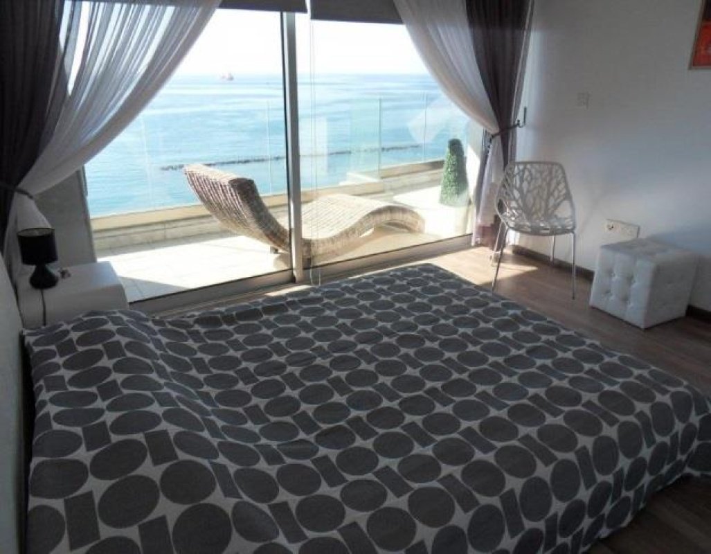 2 bedrooms Apartment in Nicosia, Cyprus No. 38325