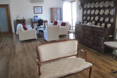 Вилла с 5 спальнями в Лимассол, Лимасол,  № 38320 7