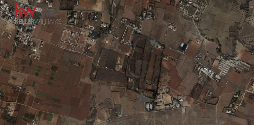26608m2 Land in Kato Deftera, Nicosia,  No. 39624