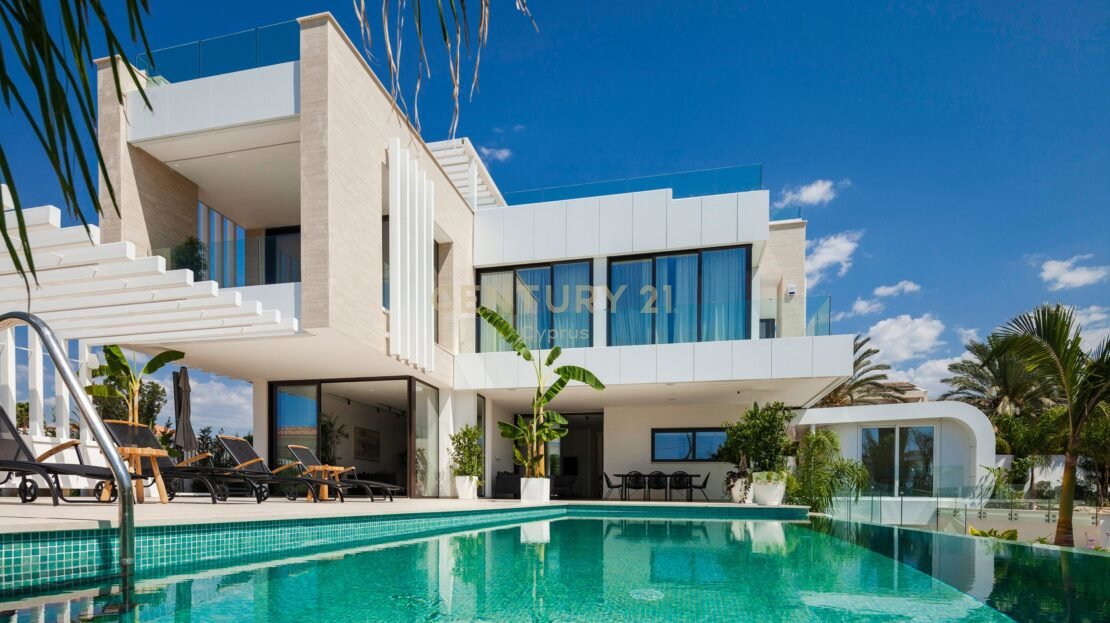 5 bedrooms Villa in Kalogiroi, Germasogeia, Limassol, Cyprus No. 55187