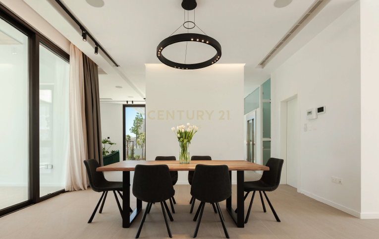 5 bedrooms Villa in Kalogiroi, Germasogeia, Limassol, Cyprus No. 55187