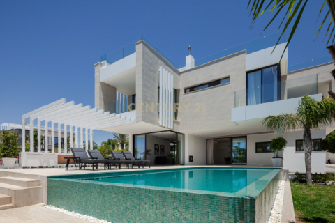 5 dormitorios Villa en Kalogiroi, Germasogeia, Limassol,  No. 55187 9