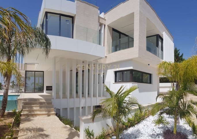 5 bedrooms Villa in Kalogiroi, Germasogeia, Limassol, Cyprus No. 55187