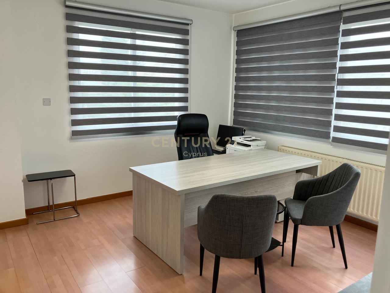 Офис 21м2 в Лимассол, Лимасол, Кипр № 57243