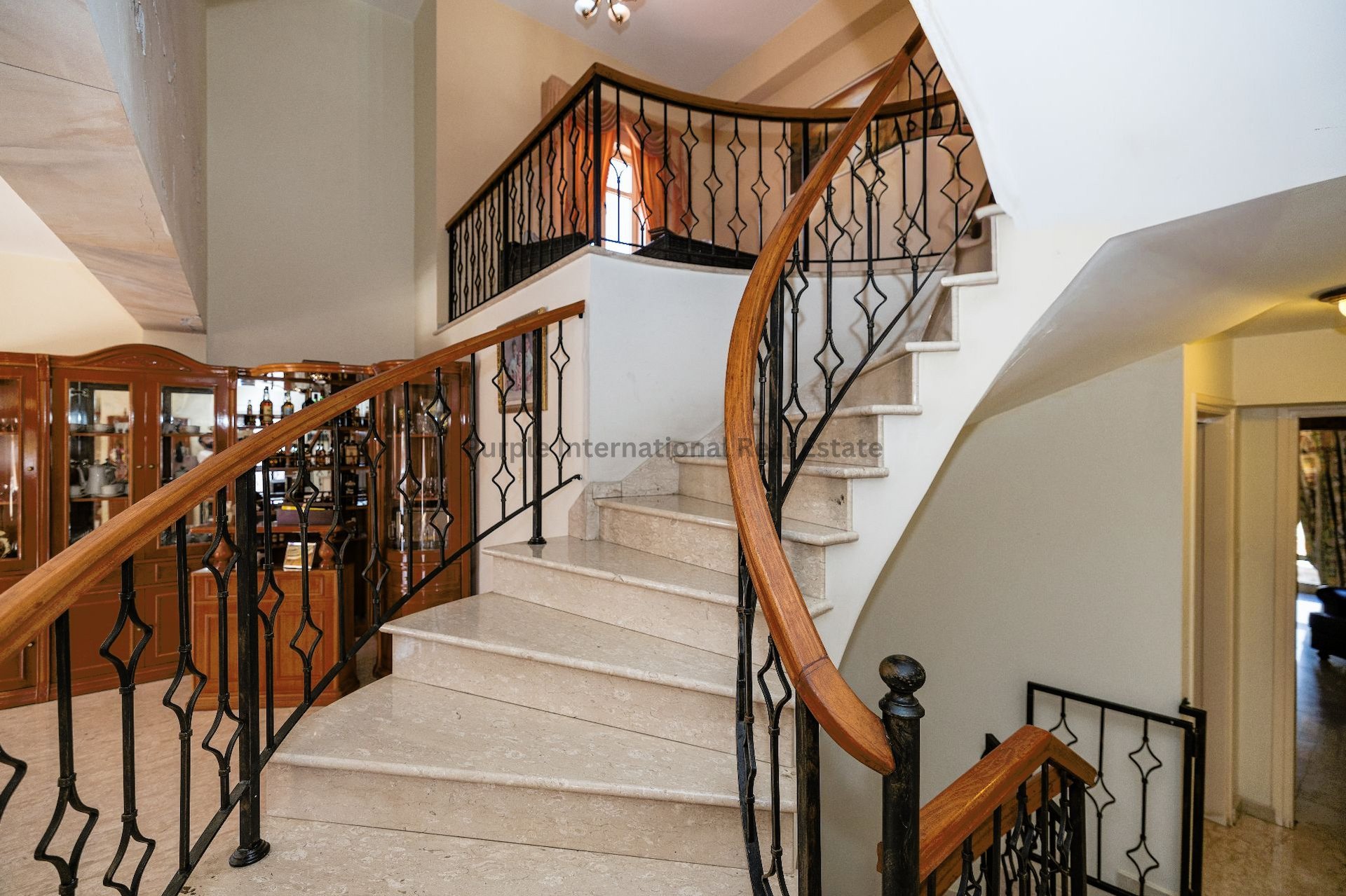 4 dormitorios Villa en Aradippou, Larnaka, Chipre No. 35296