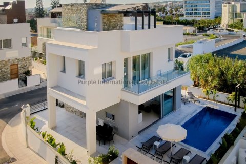 4 bedrooms Villa in Ayia Napa, Ammochostos, No. 37576 5
