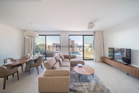3 bedrooms Villa in Chloraka, Paphos, Cyprus No. 37582 2
