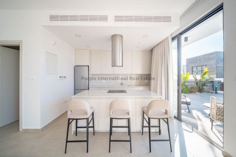 3 bedrooms Villa in Chloraka, Paphos, Cyprus No. 37580 5