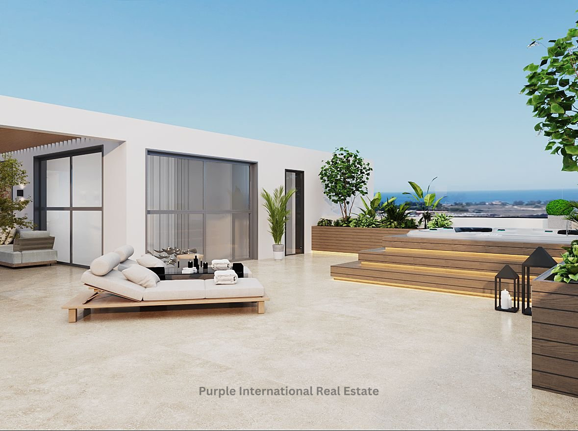4 bedrooms Apartment in Paphos, Cyprus No. 37280