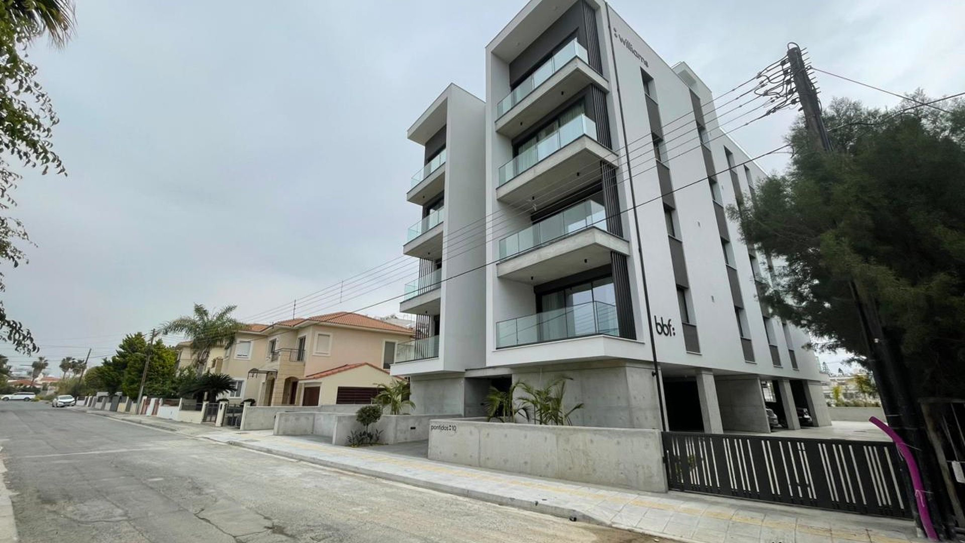 1 bedroom Apartment in Agios Athanasios, Limassol, Cyprus No. 30843