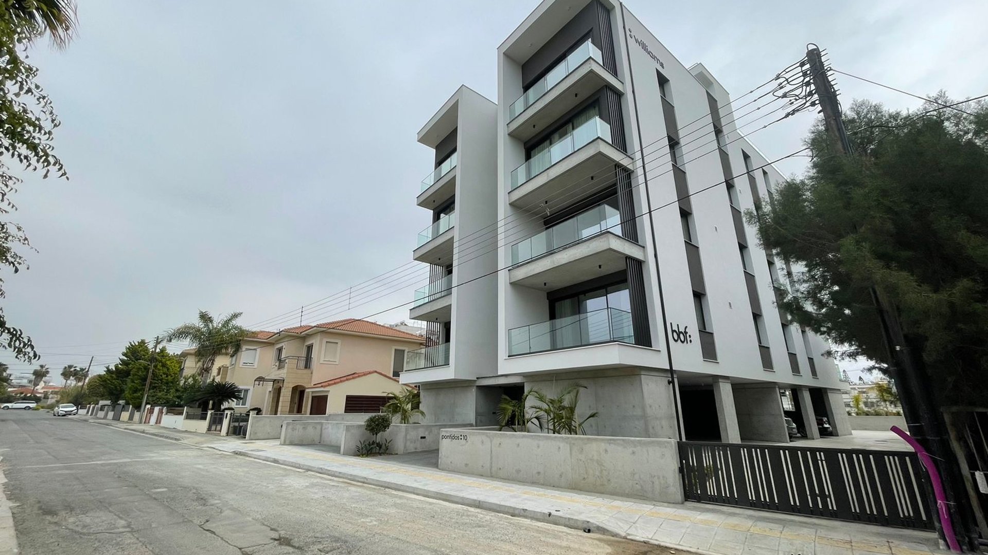 1 bedroom Apartment in Agios Athanasios, Limassol, Cyprus No. 30843